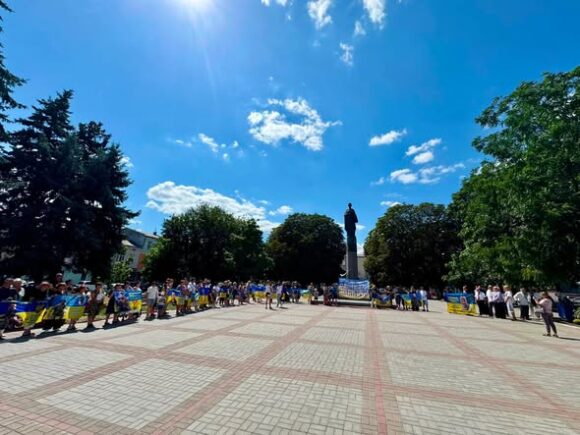 Рогатинська, Бурштинська, Галицька та Івано-Франківська громади провели мирну акцію на підтримку Захисників, які перебувають у полоні або мають статус безвісти зниклих