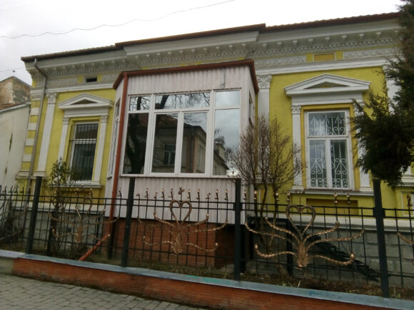 «Найстрункіші» будинки Івано-Франківська «Найстрункіші» будинки Івано-Франківська