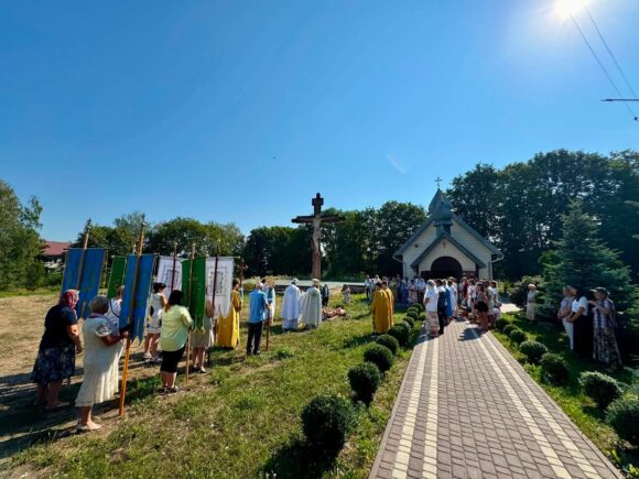 Бурштинський храм Преображення Господнього відзначає 24-ту річницю освячення Бурштинський храм Преображення Господнього відзначає 24-ту річницю освячення