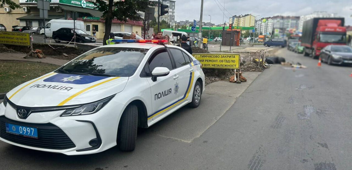 Поліція встановлює обставини ДТП в Івано-Франківську, в якій травмувалася жінка Поліція встановлює обставини ДТП в Івано-Франківську, в якій травмувалася жінка