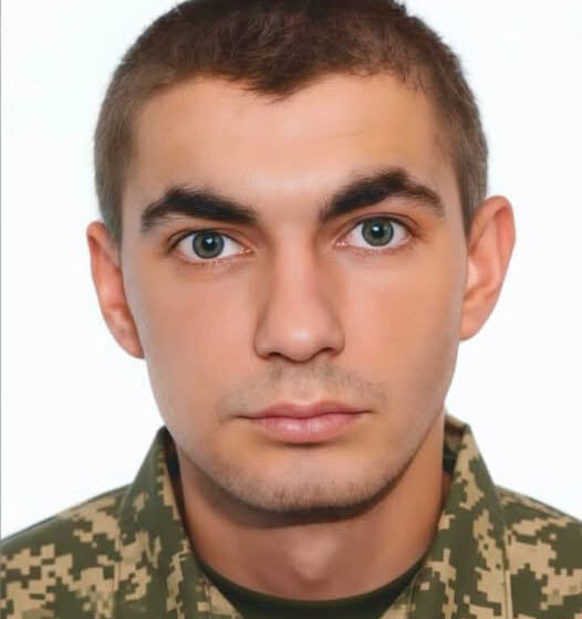 Захищаючи Україну загинув житель села Назавизів Андрій Гекманюк Захищаючи Україну загинув житель села Назавизів Андрій Гекманюк