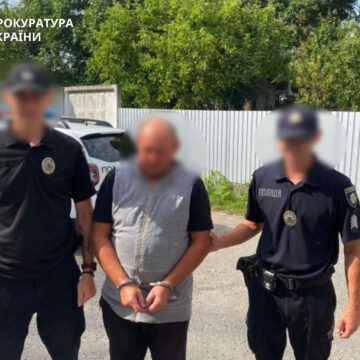 На Прикарпатті за псевдомінування затримали 49-річного чоловіка: “У кожному відділку закладена граната …” На Прикарпатті за псевдомінування затримали 49-річного чоловіка: “У кожному відділку закладена граната …”