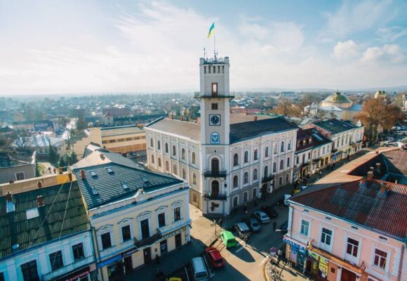 Сьогодні Коломия відзначає День міста – 785-ту річницю першої писемної згадки