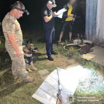 Батько вистрілив у сина на Косівщині: поліцейські затримали фігуранта за замах на вбивство