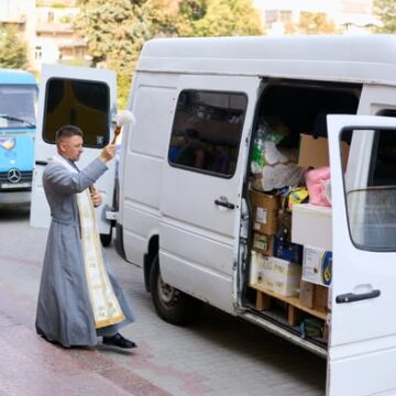 З Франківська відправили допомогу та посилки для захисників одразу на чотири напрямки З Франківська відправили допомогу та посилки для захисників одразу на чотири напрямки
