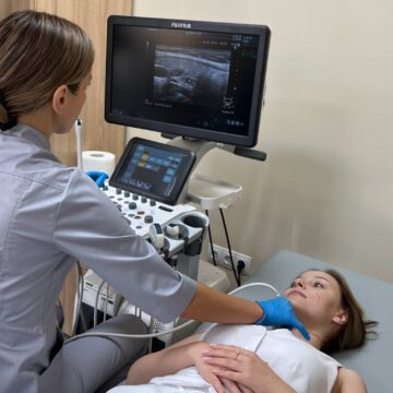 Медицина європейського рівня безкоштовно: Франківську міську поліклініку №1 оснастили УЗД-апаратом експертного класу
