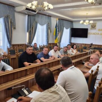 На Прикарпатті обговорили підготовку паливної інфраструктури до осінньо-зимового періоду На Прикарпатті обговорили підготовку паливної інфраструктури до осінньо-зимового періоду