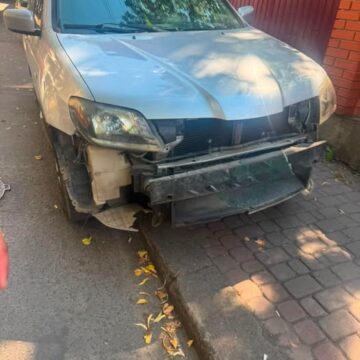 У Івано-Франківську патрульні склали адміністративні матеріали на ймовірно нетверезого водія, позбавленого права керування У Івано-Франківську патрульні склали адміністративні матеріали на ймовірно нетверезого водія, позбавленого права керування