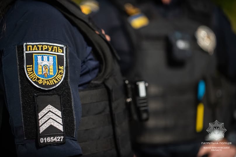 У Івано-Франківську патрульні зупинили мотоцикліста без водійського посвідчення та з ознаками сп’яніння У Івано-Франківську патрульні зупинили мотоцикліста без водійського посвідчення та з ознаками сп’яніння
