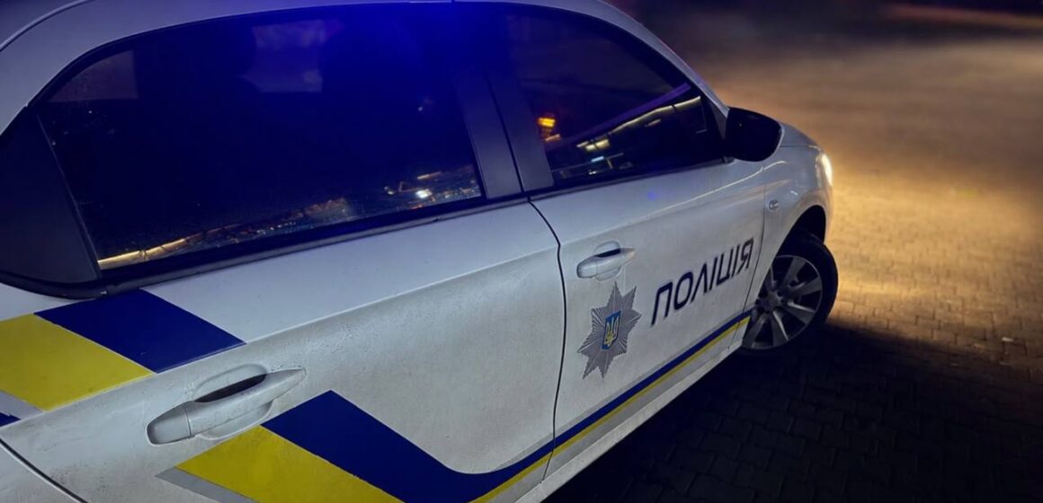 У Франківську підліток хотів допомогти медикам «швидкої» та потрапив у бійку: поліція встановлює обставини інциденту У Франківську підліток хотів допомогти медикам «швидкої» та потрапив у бійку: поліція встановлює обставини інциденту