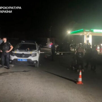 Чоловіка, який стріляв поблизу однієї з автозаправних станцій міста знову взяли під варту Чоловіка, який стріляв поблизу однієї з автозаправних станцій міста знову взяли під варту