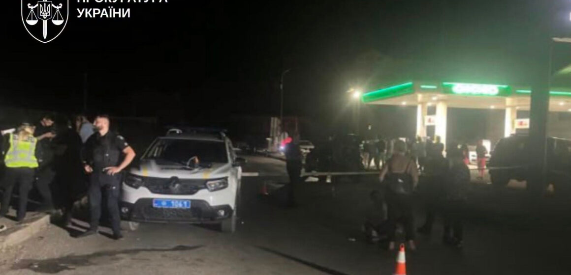 Двічі вистрелив у знайомого: франківцю, який влаштував стрілянину біля АЗС, прокурори повідомили про нову підозру
