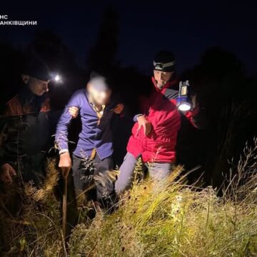 89-річний житель Надвірнянщини пішов на присадибну ділянку та не повернувся – його розшукували рятувальники