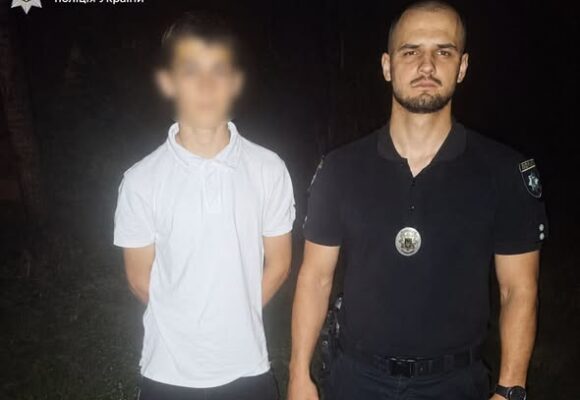 Поліцейські Снятинщини оперативно розшукали 14-річного хлопця, який пішов з дому та не повернувся
