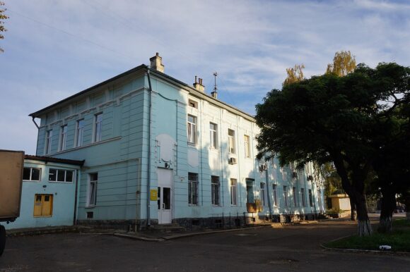 Івано-Франківська громада стала власником двоповерхового приміщення Укрпошти біля вокзалу Івано-Франківська громада стала власником двоповерхового приміщення Укрпошти біля вокзалу