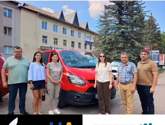 Яремчанська громада отримала автобус від партнерів з Німеччини