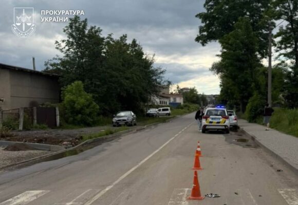 На Прикарпатті судитимуть керманича, який збив на «зебрі» на 12-річного хлопця