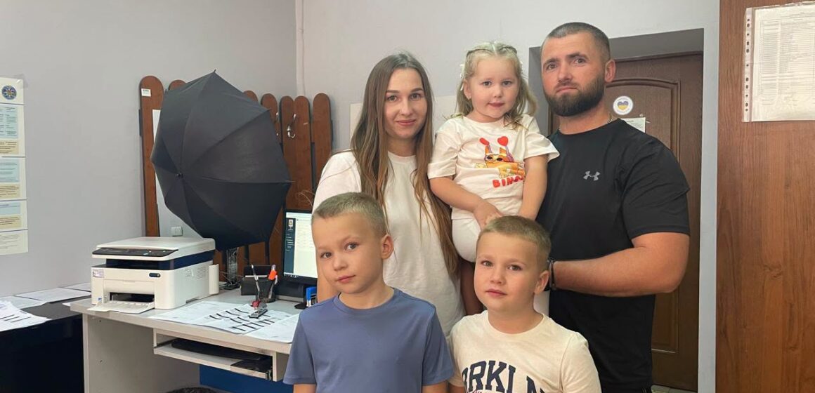 Після десяти років військової служби: 33-річний ветеран із Прикарпаття повернувся до родини