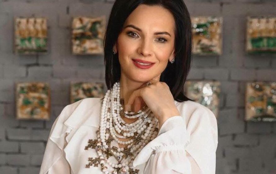 Від фінансів до культурних проєктів: історія косівчанки Оксани Мельниченко Від фінансів до культурних проєктів: історія косівчанки Оксани Мельниченко