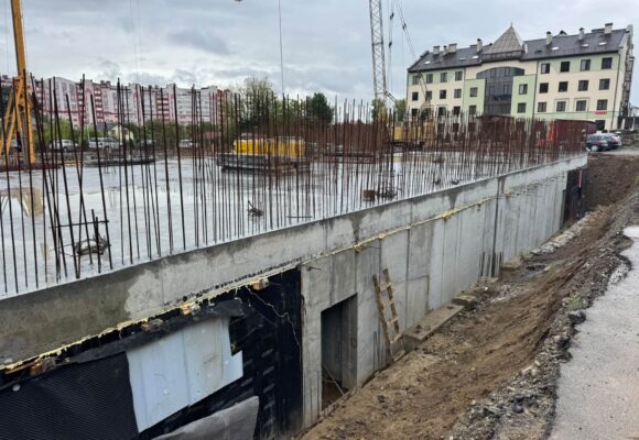 Перший в області: на Прикарпатті зводять багатопрофільний реабілітаційний центр для військових і цивільних