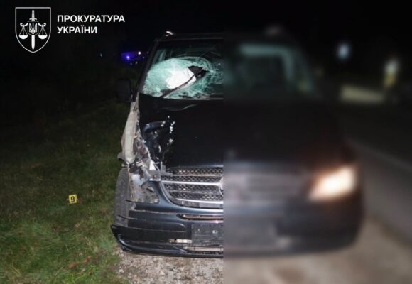 Водій, який мав ознаки сп’яніння, збив насмерть підлітка поблизу Франківська — його затримали