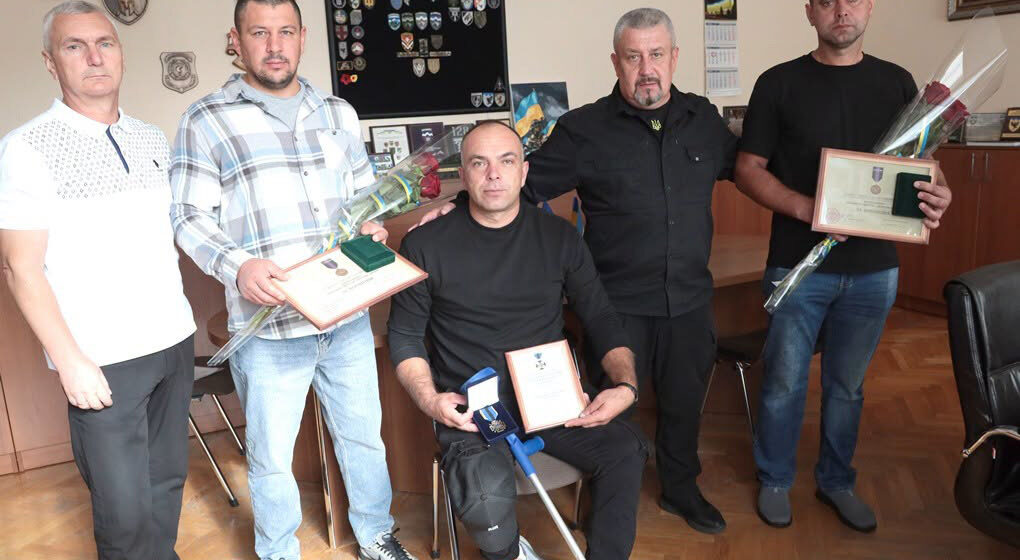 Захисникам з Прикарпаття вручили відомчі відзнаки Захисникам з Прикарпаття вручили відомчі відзнаки