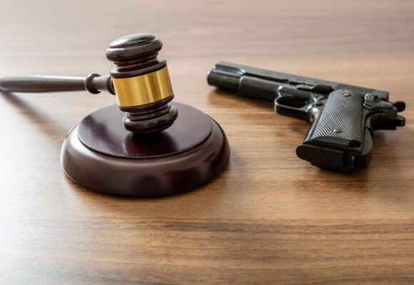Носив у кишені навіть у магазин: житель Загвіздя зберігав перероблений з газового бойовий пістолет