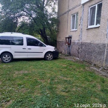 У Калуші за порушення правил паркування у серпні складено 255 адміністративних матеріалів