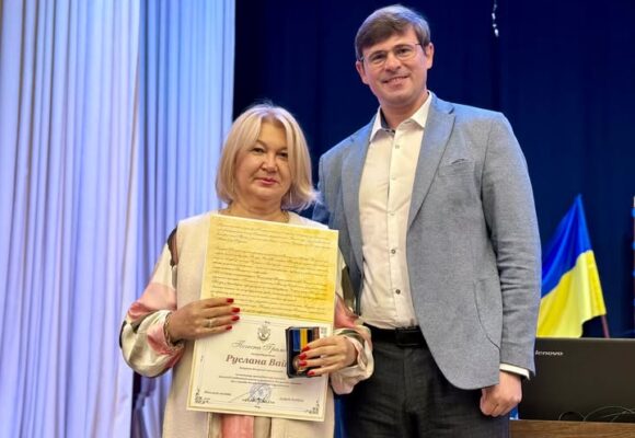З вдячністю за багаторічну працю: Руслана Вайда отримала відзнаку «За заслуги перед громадою»