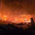 Рятувальники ліквідували пожежу складу у місті Надвірна