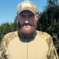 Після двох поранень – знову у строю: “азовця” Івана Шуляра з Прикарпаття нагородили за стійкість і незламність