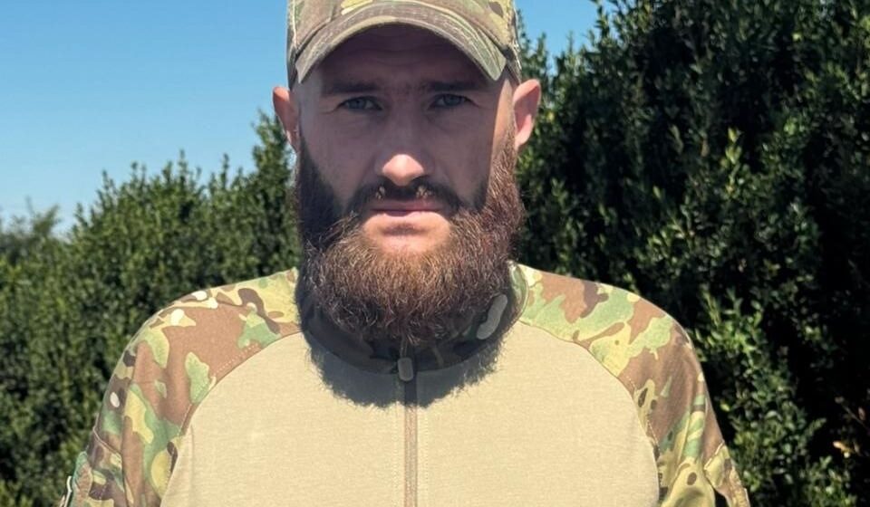 Після двох поранень – знову у строю: “азовця” Івана Шуляра з Прикарпаття нагородили за стійкість і незламність Після двох поранень – знову у строю: “азовця” Івана Шуляра з Прикарпаття нагородили за стійкість і незламність