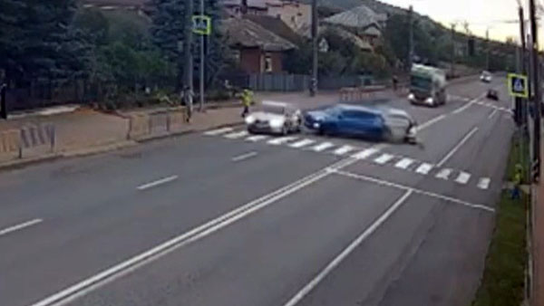 У Ямниці водій «Skoda» врізався у «Hyundai» У Ямниці водій «Skoda» врізався у «Hyundai»